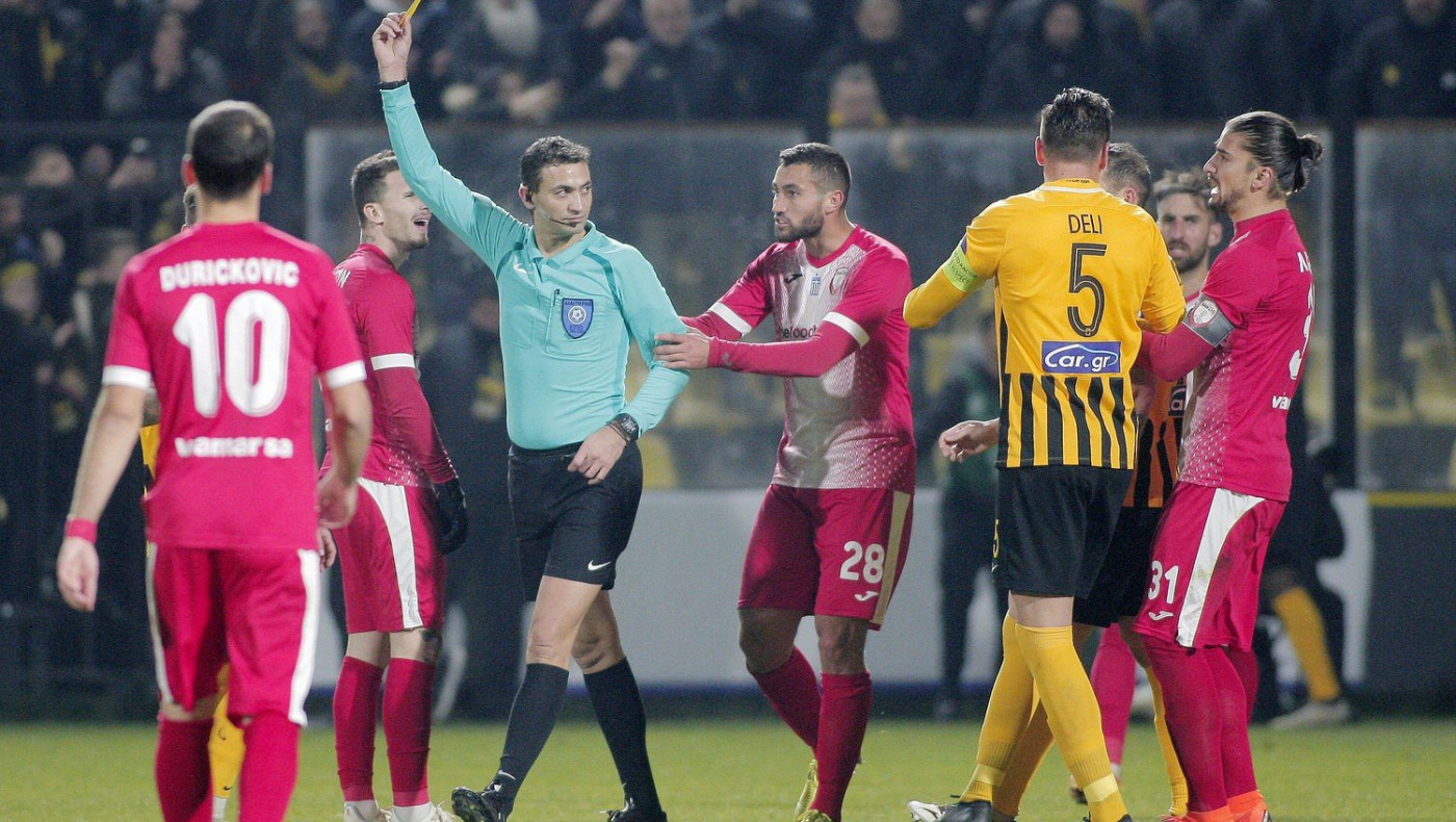 Ο διαιτητής «έδρασε» και ο Αρης αντέδρασε