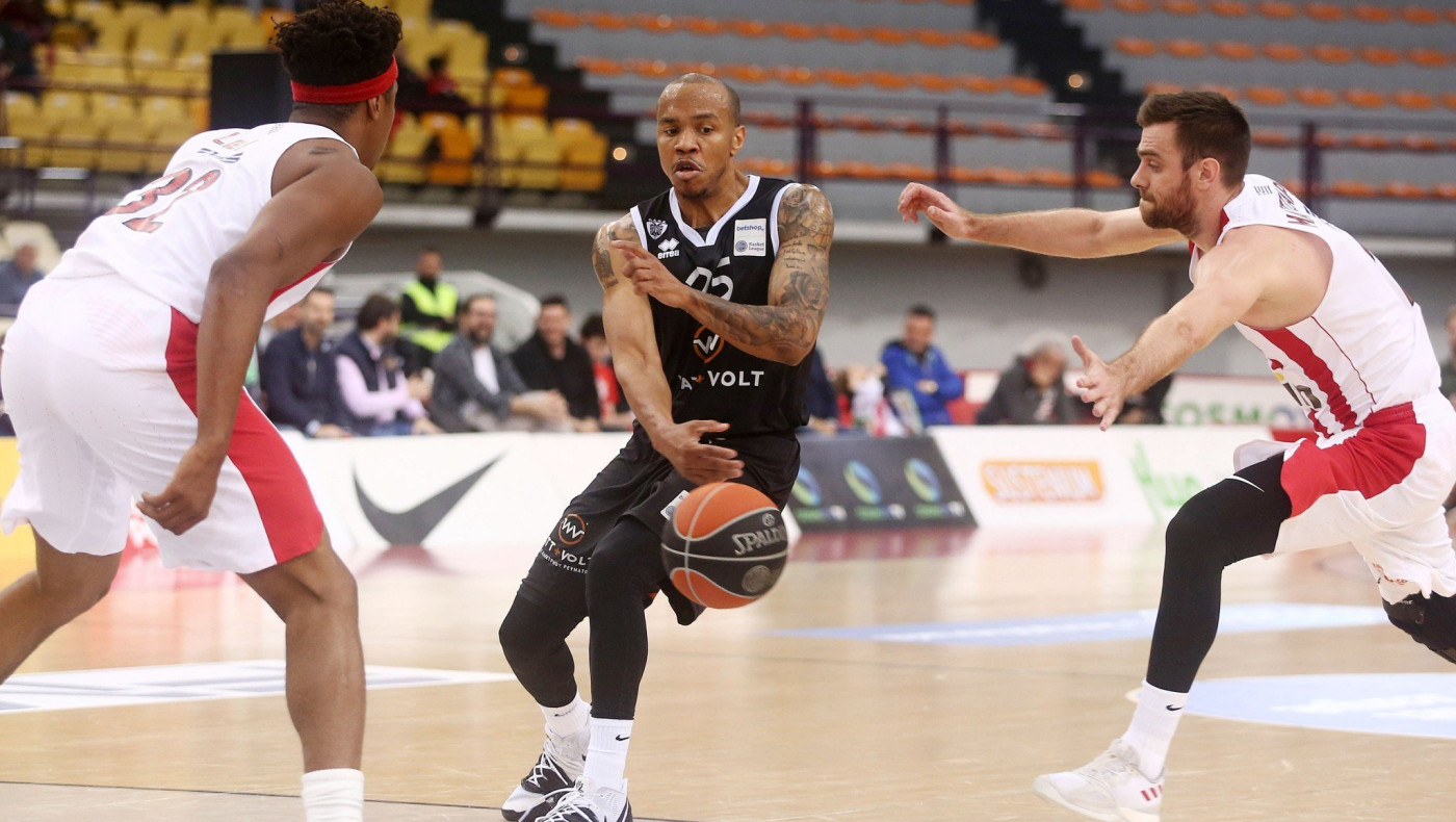 Νέα «χτύπημα» Χάτσερ για τις οφειλές του από τον ΠΑΟΚ