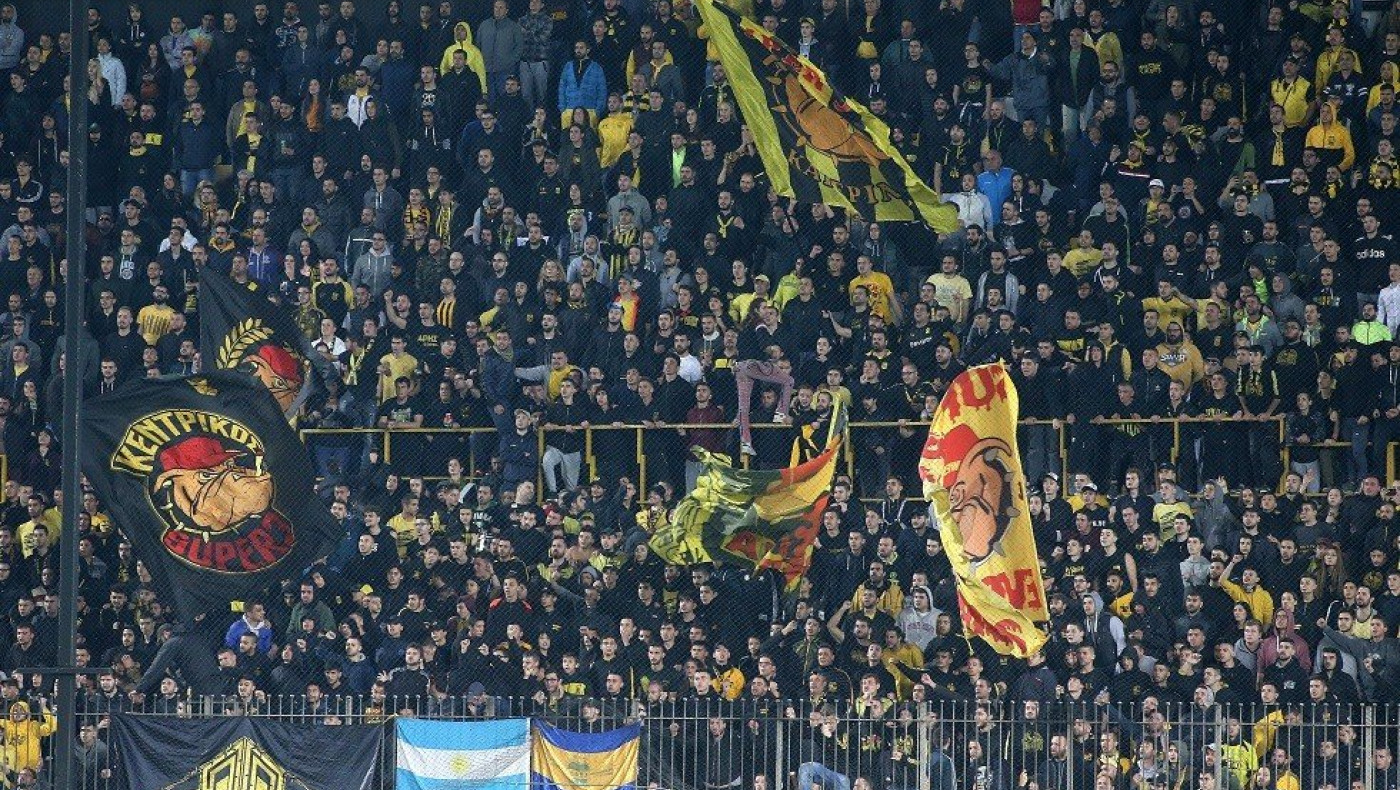 Super 3: «Αδερφέ μας και μαχητή Μπα, γράψτους εκεί που ξέρεις»