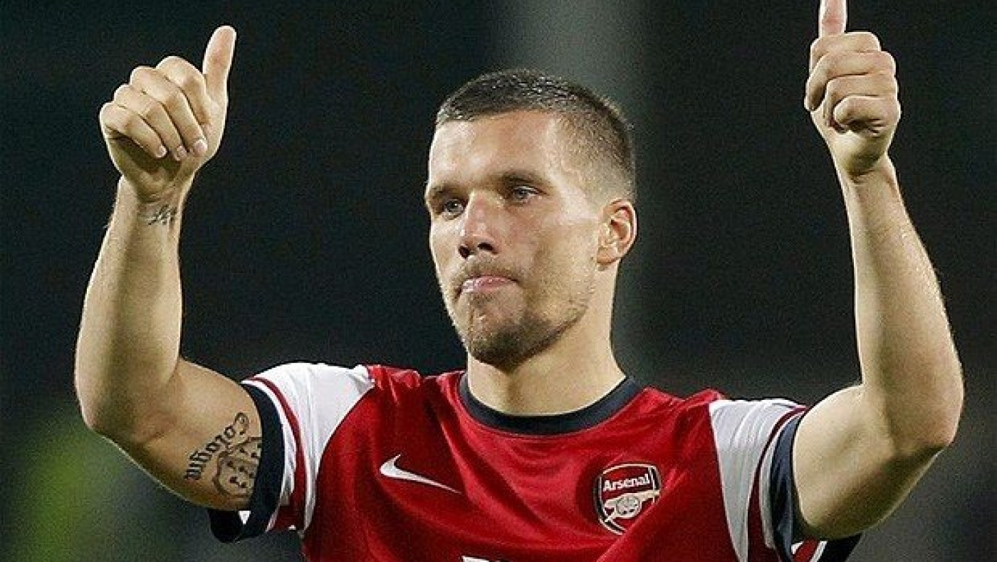 Το "ευχαριστώ" του Ποντόλσκι στους φιλάθλους της Άρσεναλ pic)