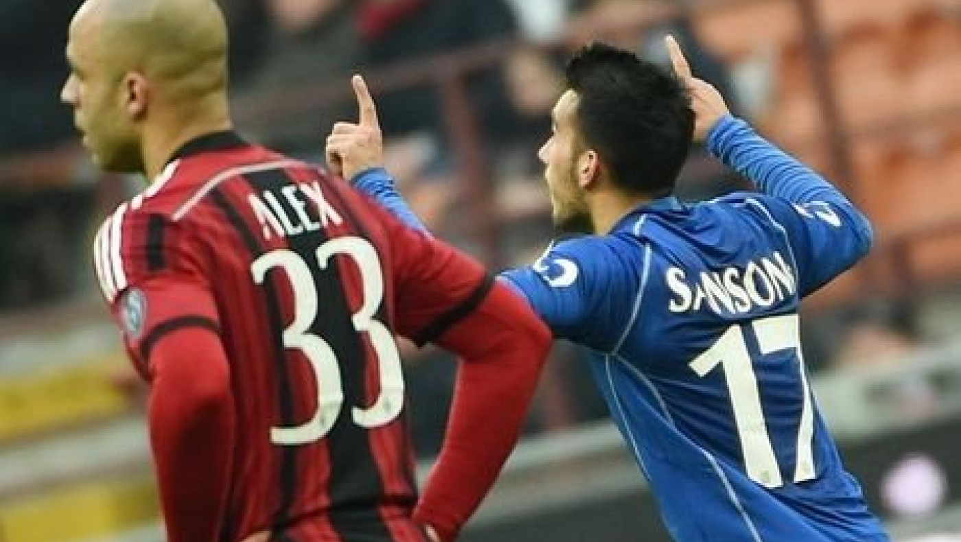 Με το αριστερό