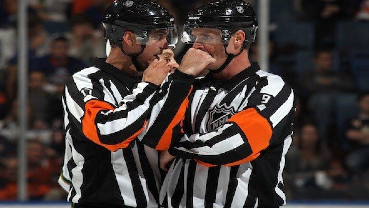 Τα... έφτυσε εν ώρα αγώνα! (video)