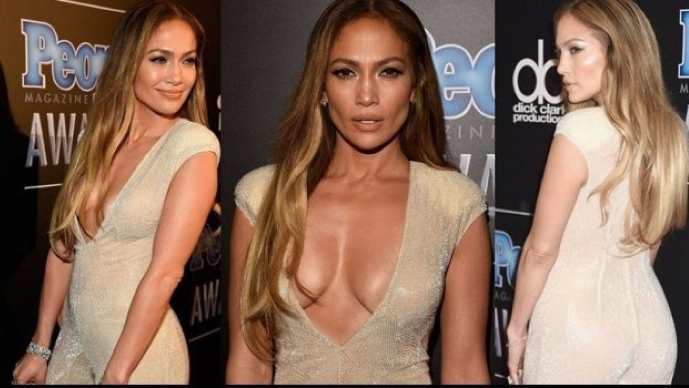 Ζαλίζει το  ντεκολτέ της Τζένιφερ Λόπεζ! (pics)