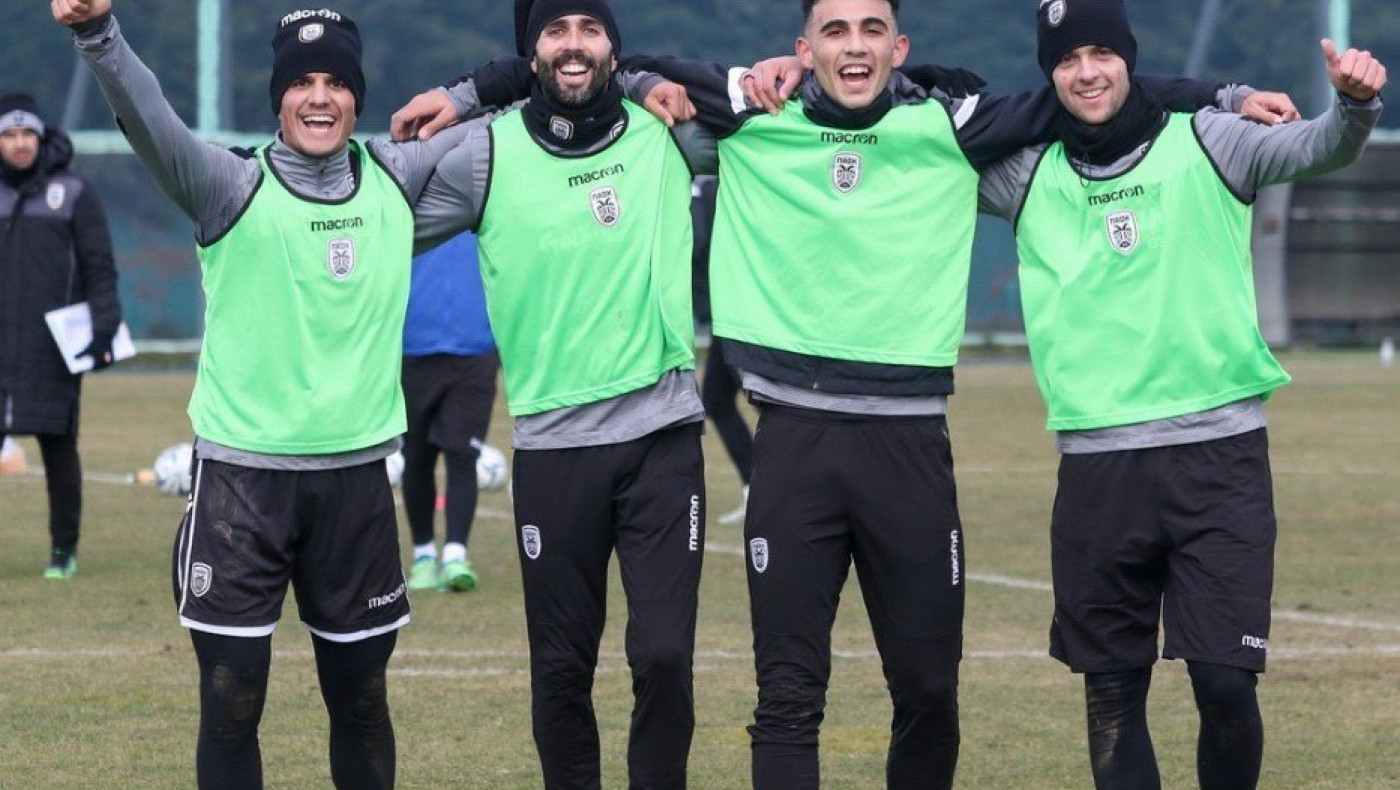 Ο Κρέσπο εμπνέει τους νέους  Μιχαηλίδη, Καραμπέρη και Τσιγγάρα