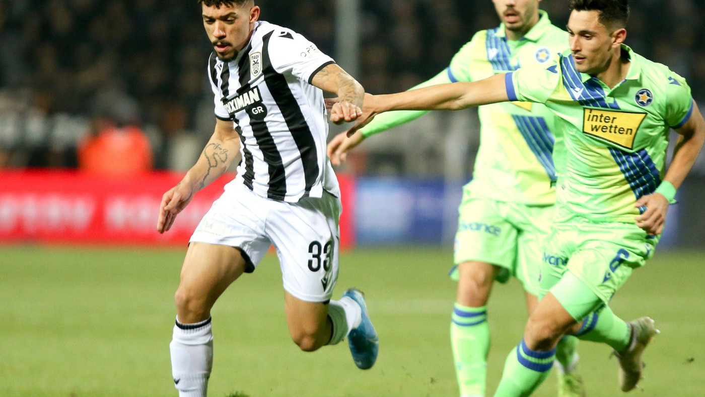 Ο Αουγκούστο «υποκλίθηκε» σε Φερέιρα