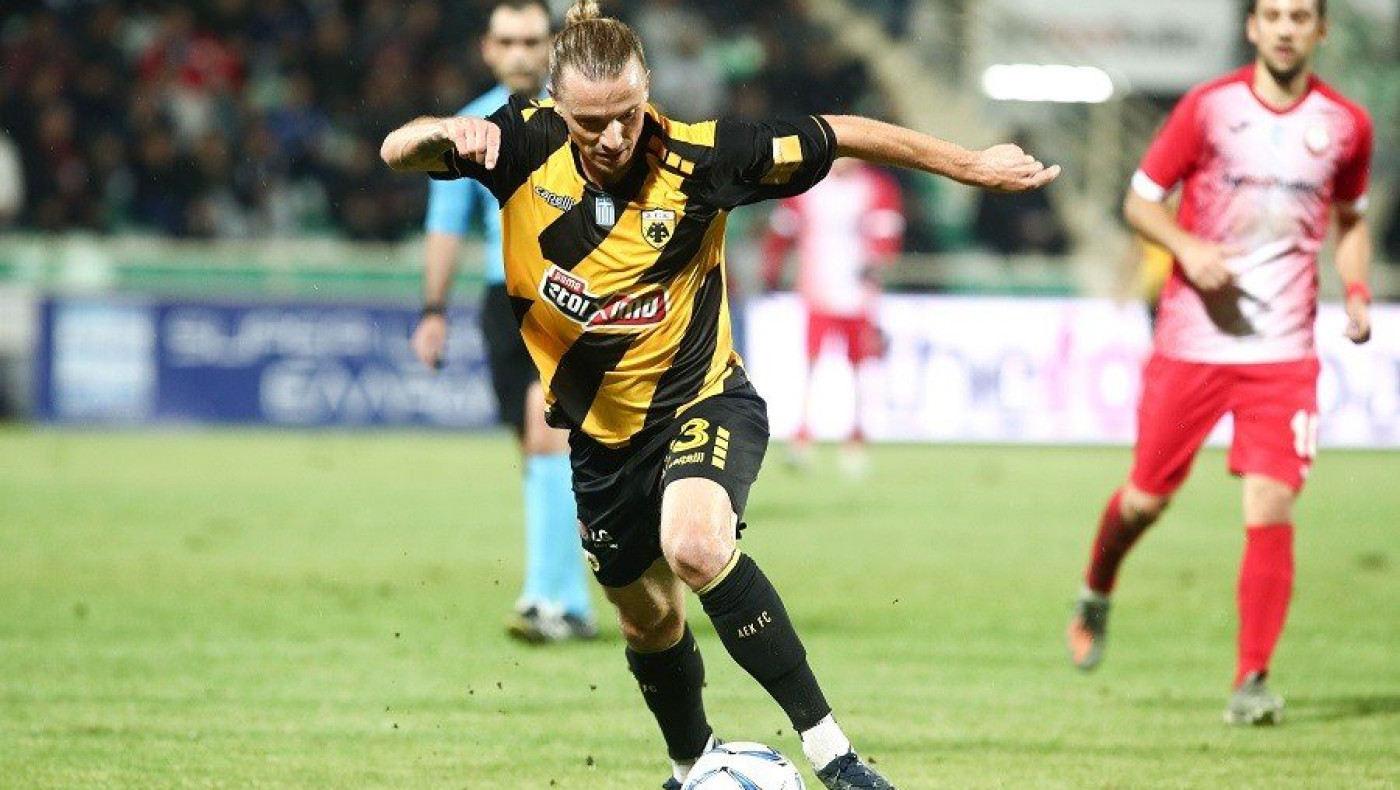 Νέο συμβόλαιο στον Χουλτ ετοιμάζει η ΑΕΚ