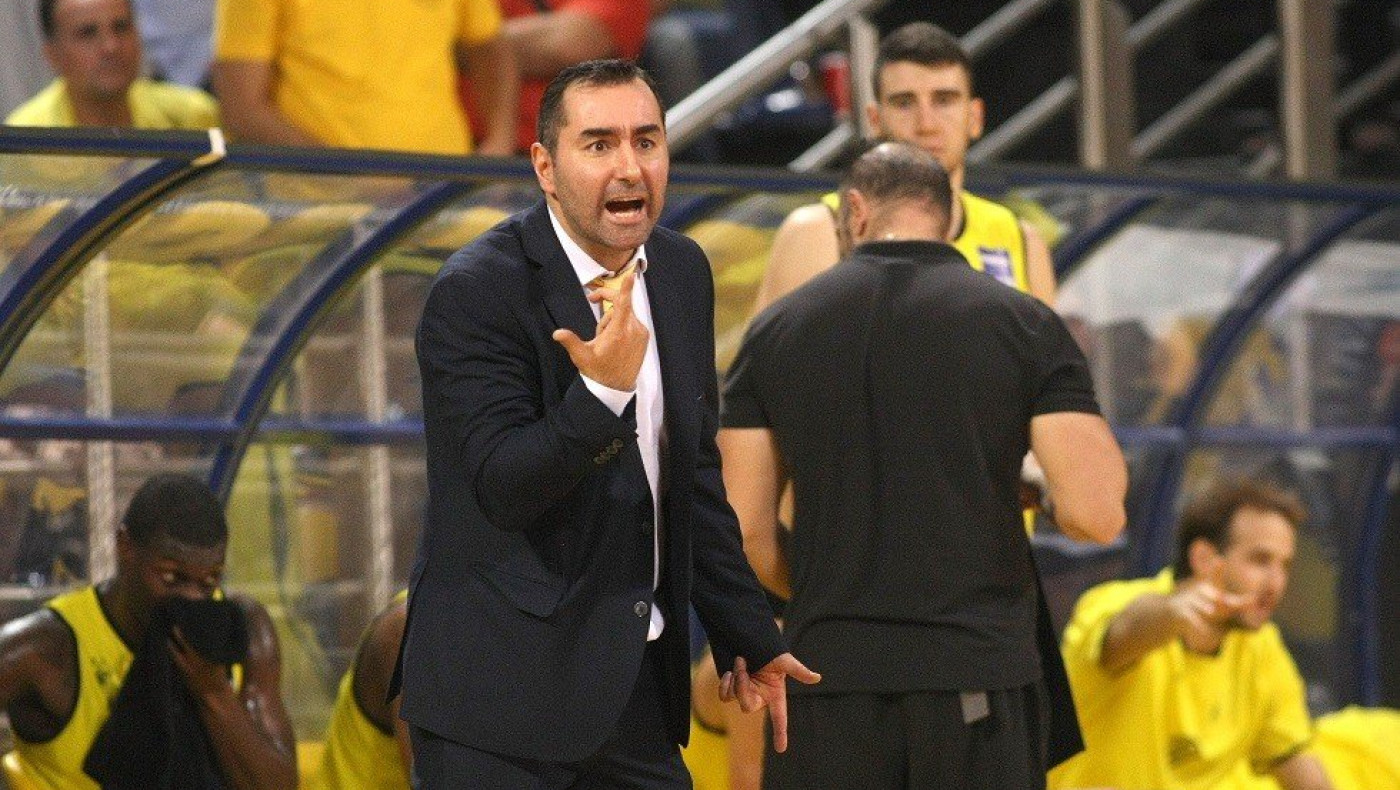 Καμπερίδης: «Κλειδί του αγώνα με τη Λάρισα η άμυνα»