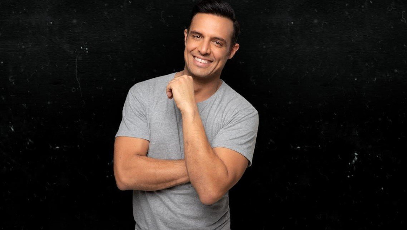 Έξαλλος ο Τρύφωνας Σαμαράς με τη φάρσα του Πούμπουρα