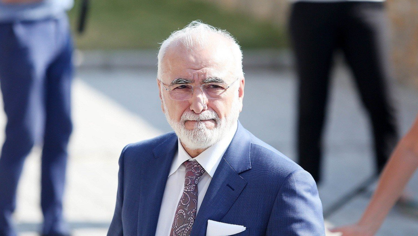 Έφτασε στο «Μεγάλη Βρεταννία» ο Ιβάν Σαββίδης