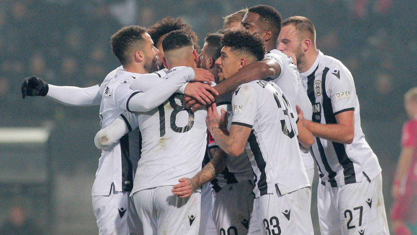 Και τώρα αν τολμάτε, ρίξτε τον πρώτο!