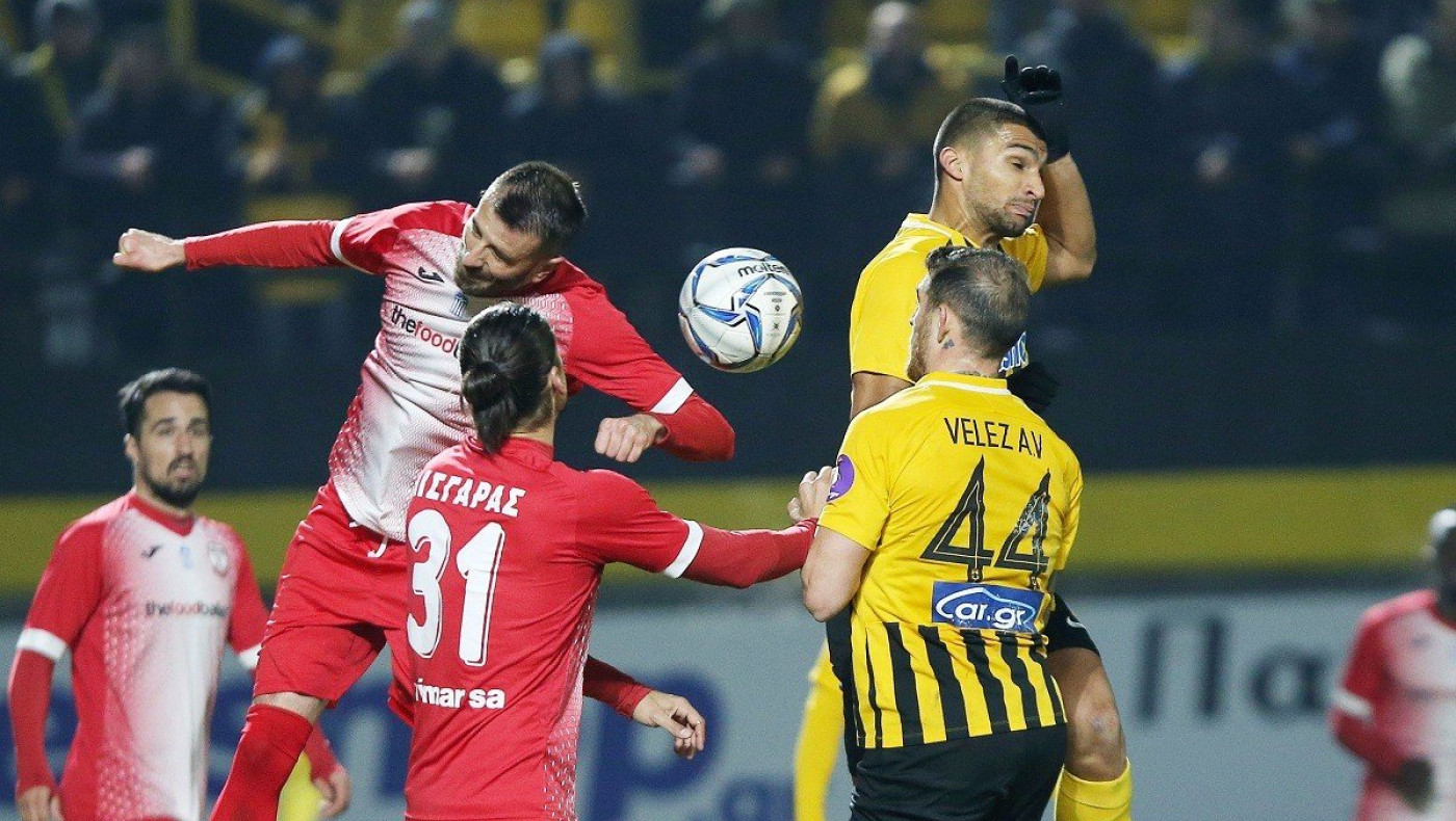 Το κενό του Ροζ και το νέο πρόσωπο στο δεξί άκρο της άμυνας