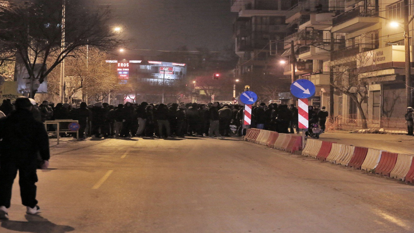 Στα γραφεία της ΝΔ οπαδοί του ΠΑΟΚ