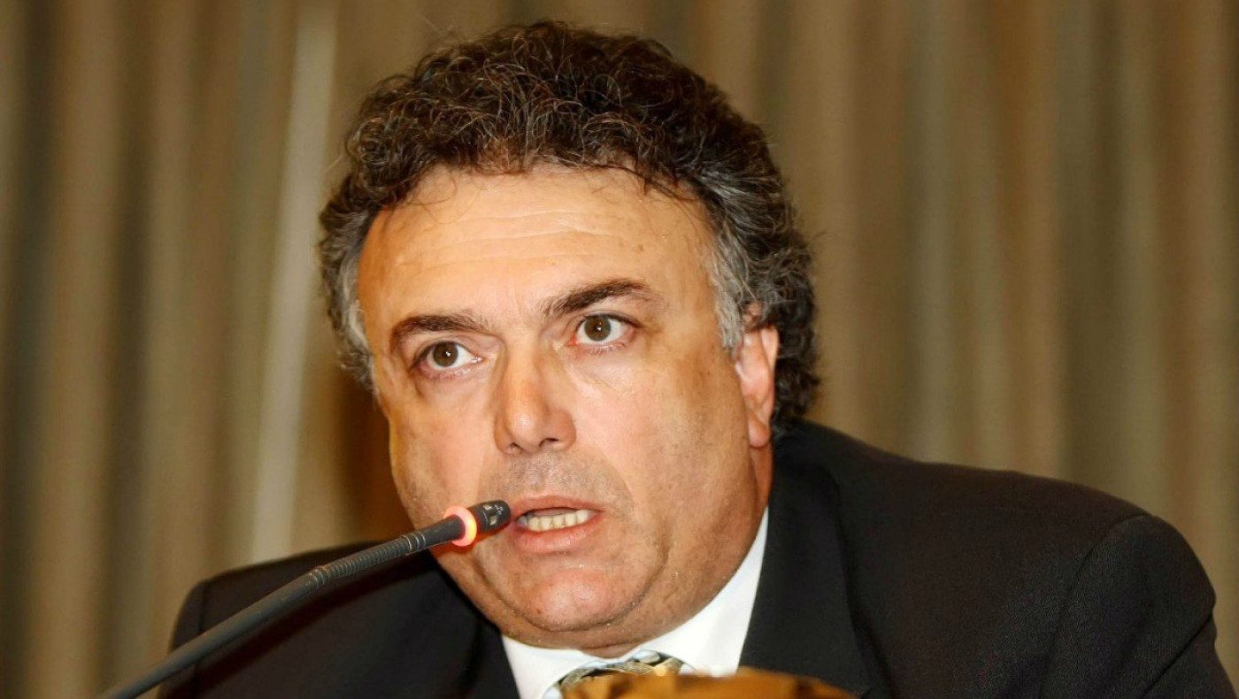 Σημαιοφορίδης: «Παραβιάζουν το αυτοδιοίκητο της ΕΠΟ»