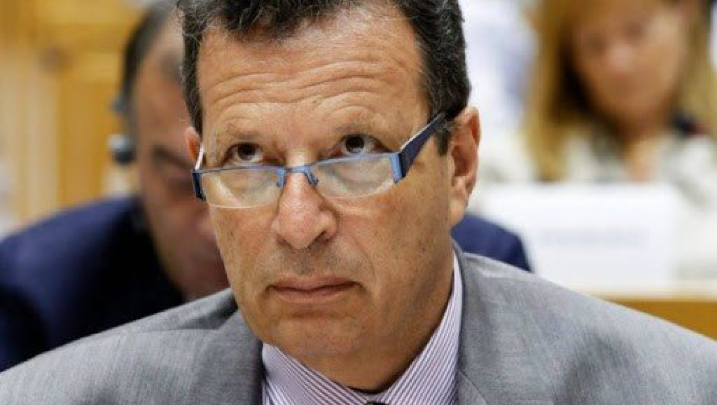 Η κόντρα Δούκα-Κύρτσου για τον χαρακτηρισμό «Ρώσος» στον Σαββίδη