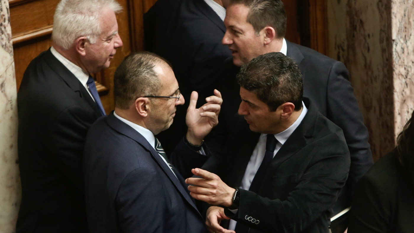 H UEFA λέει «ναι» σε μνημόνιο τριετίας, ματαιώνονται οι εκλογές στην ΕΠΟ