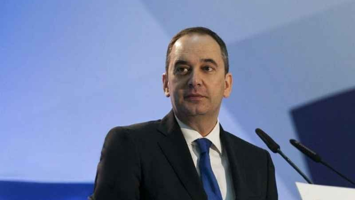 Το τραγούδι του υπουργού Γιάννη Πλακιωτάκη στην κοπή πίτας της ΝΔ