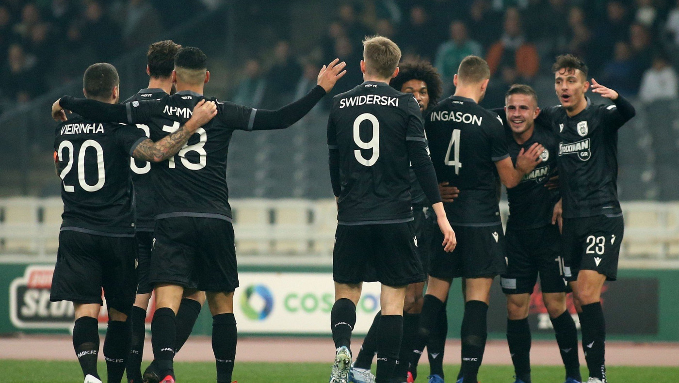 Αποθέωση σε παίκτες και Φερέιρα στο αεροδρόμιο