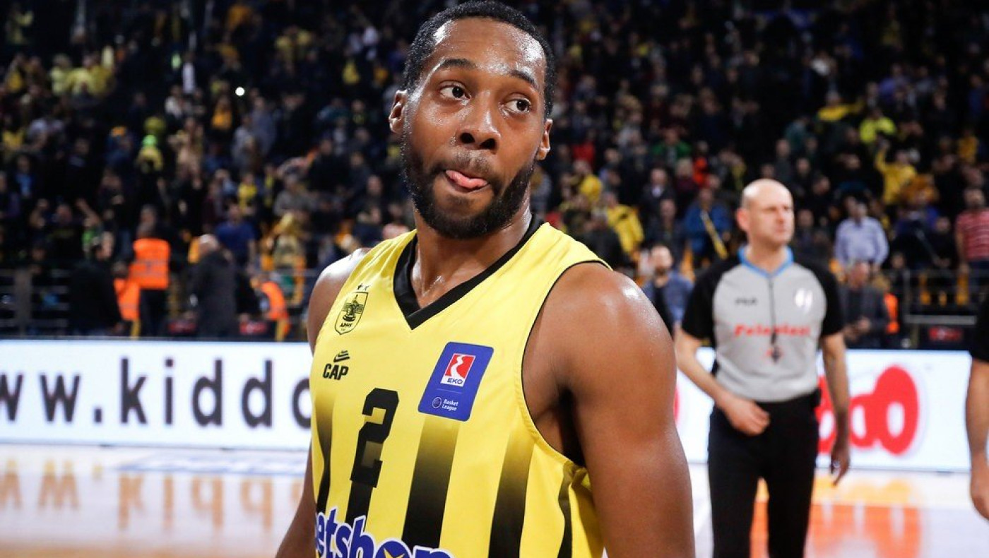 Την... κοπάνησε ο Μπράουν από τον Άρη!