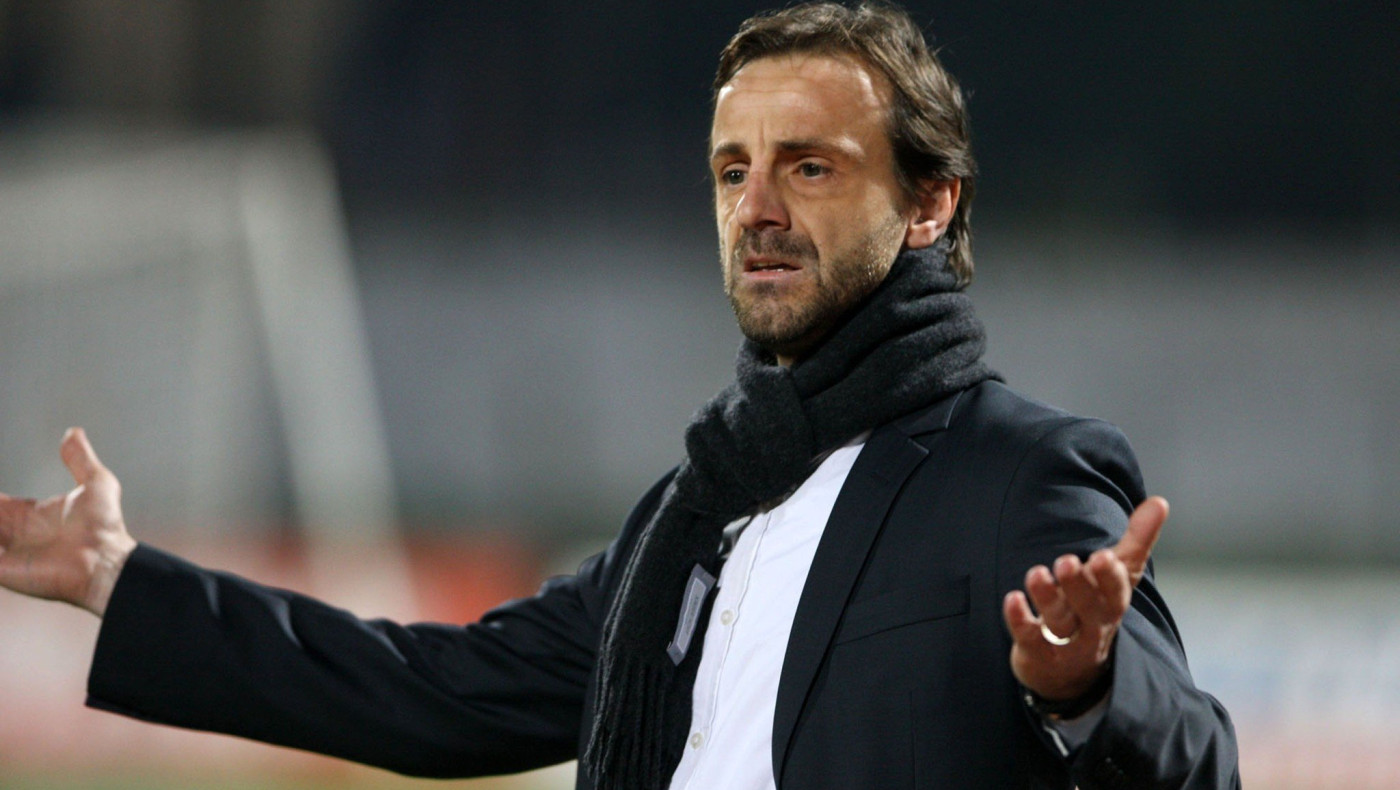 Μάντζιος: «Υπάρχουν κακοί διαιτητές που ελέγχουν το VAR»