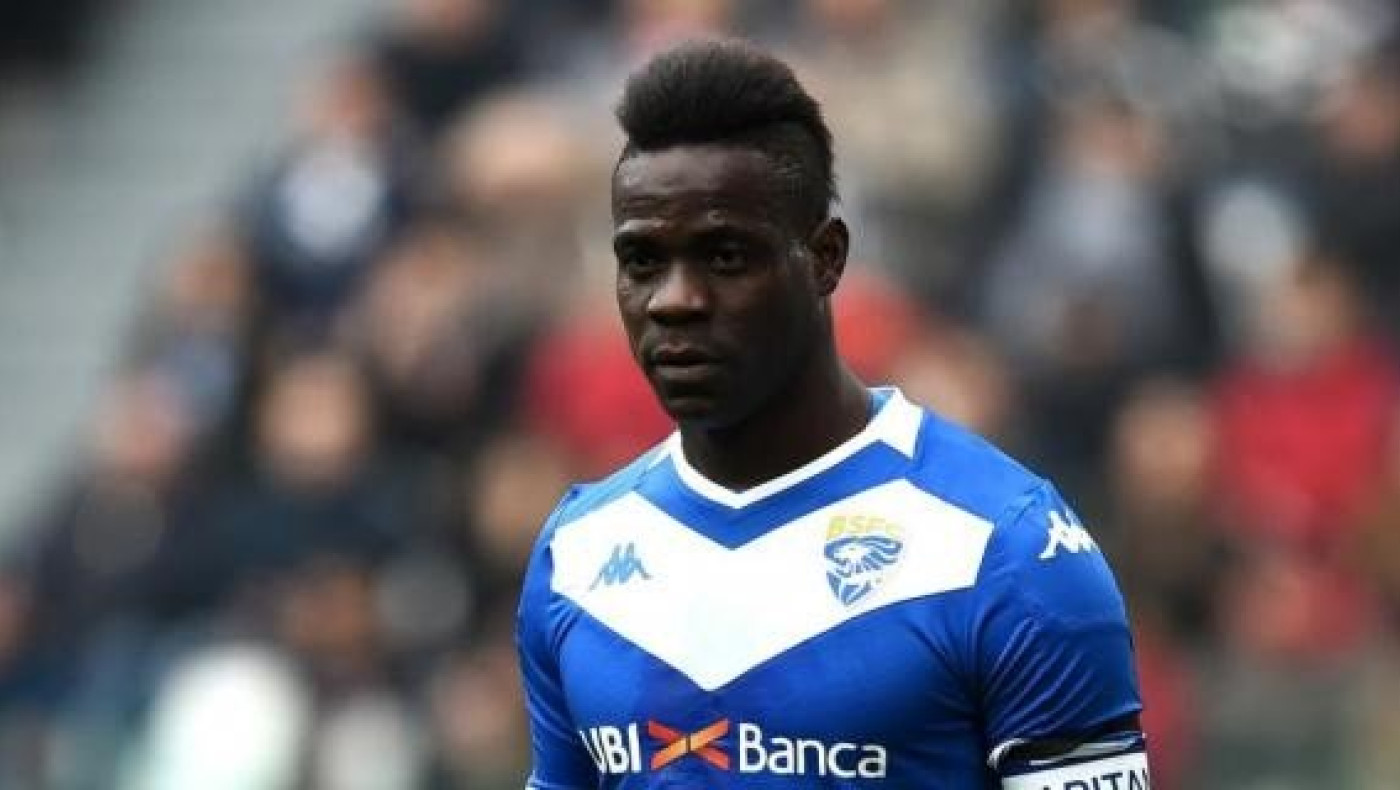 Μπαλοτέλι: «Πότε θα κλείσετε τα αεροδρόμια, όταν θα είμαστε όλοι μολυσμένοι;»