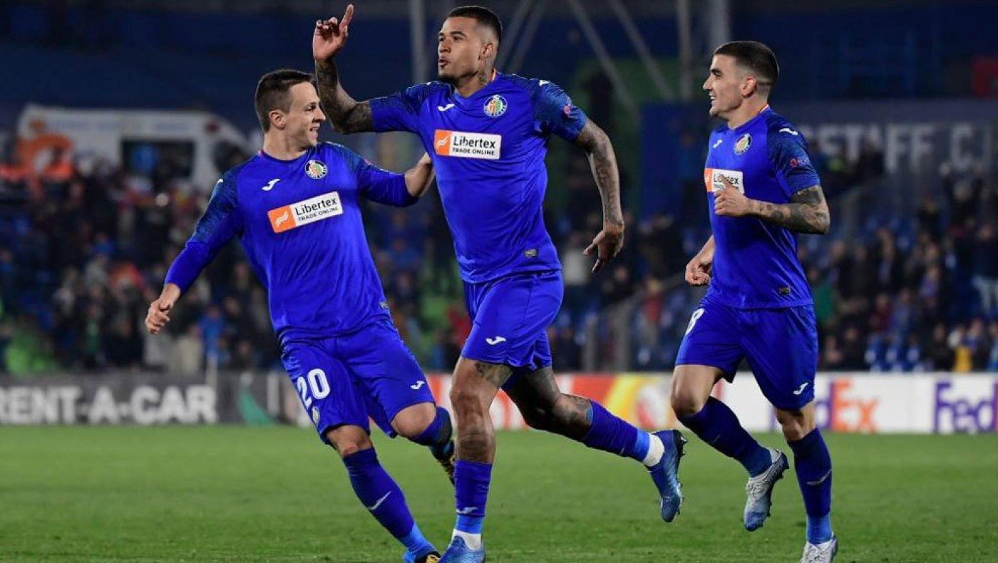 Η Χετάφε ΣΟΚαρε τον Αγιαξ, τεσσάρα της Αϊντραχτ στη Σάλτσμπουργκ