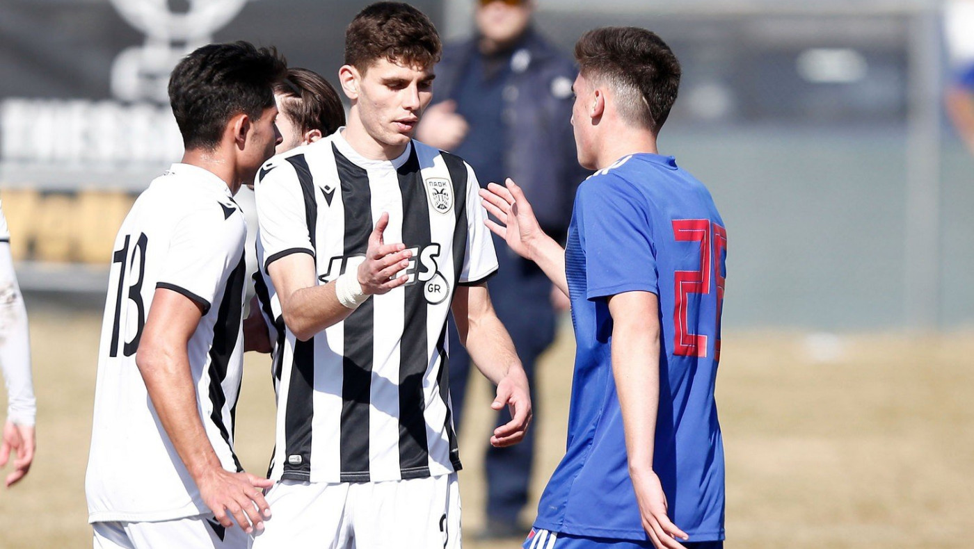 Απουσιάζουν οι συντριβές στις ακαδημίες στο σάιτ του Ολυμπιακού!