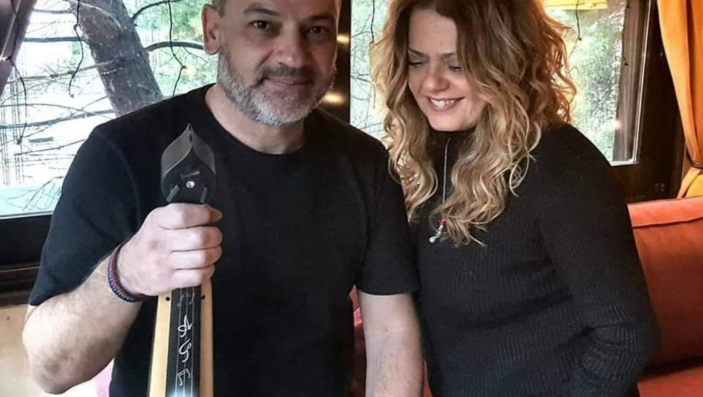 Η Τσαλιγοπούλου συγκλονίζει τραγουδώντας ποντιακά