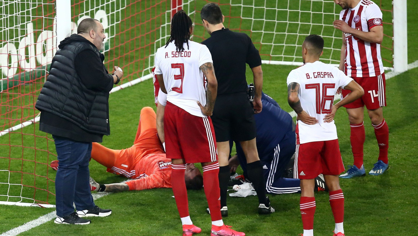 «Ντου» Καραπαπά στην μικρή περιοχή για τον τραυματισμό του Σα