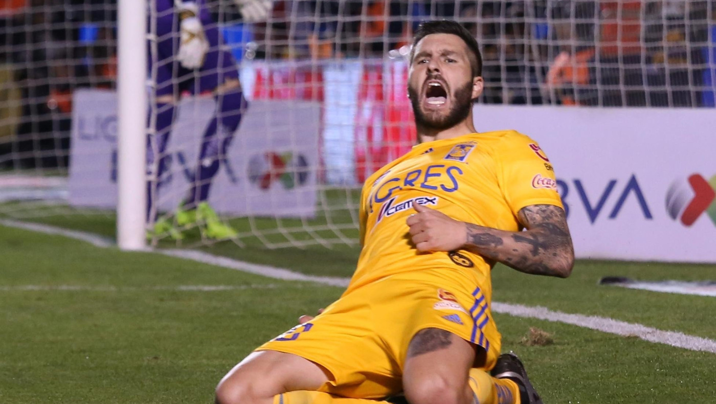 Φανταστικό γκολ από τον Ζινιάκ στο Τίγκρες-Πούμας