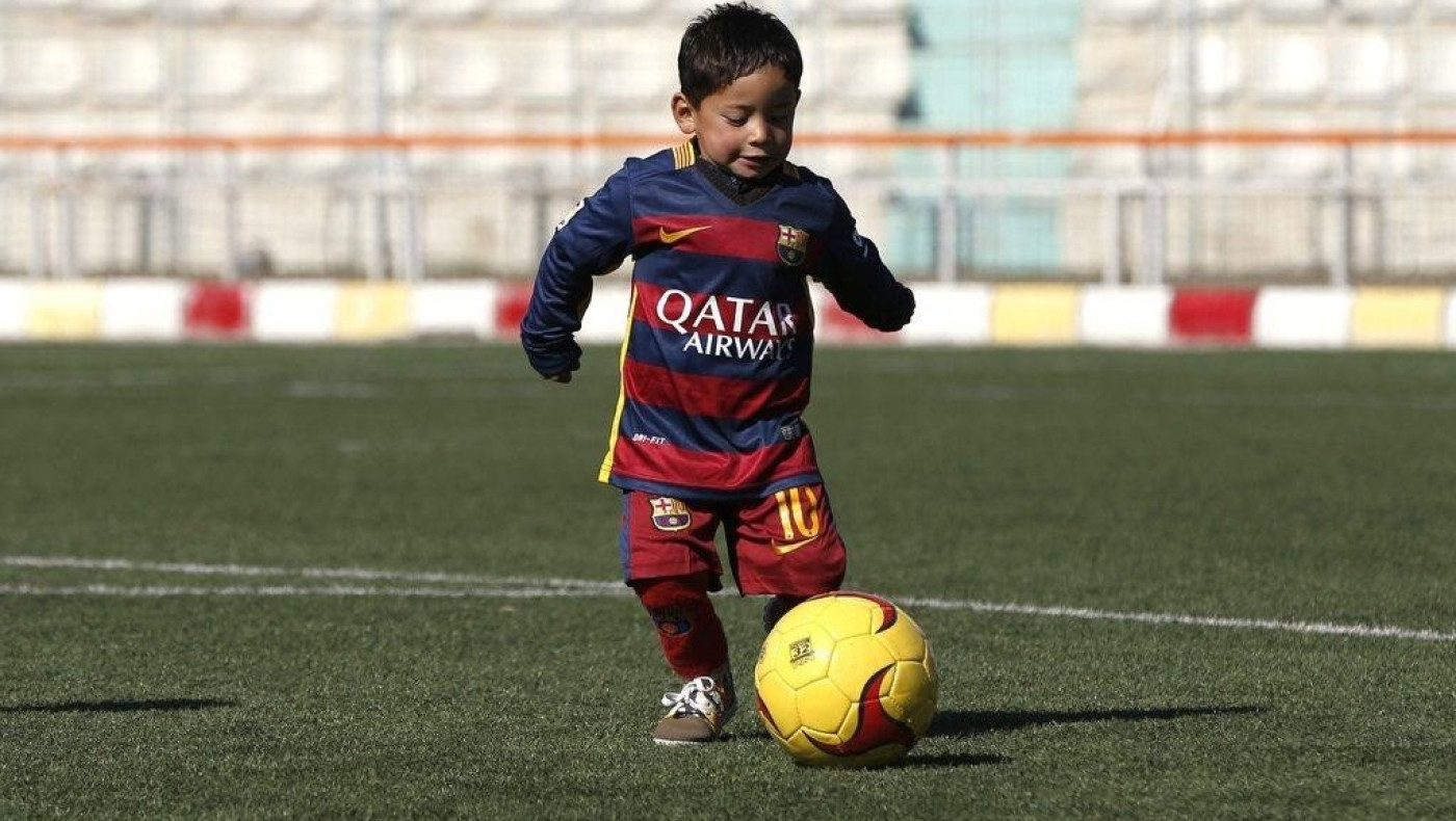Στα βήματα του μπαμπά ο γιος του Μέσι με απίστευτο γκολ!