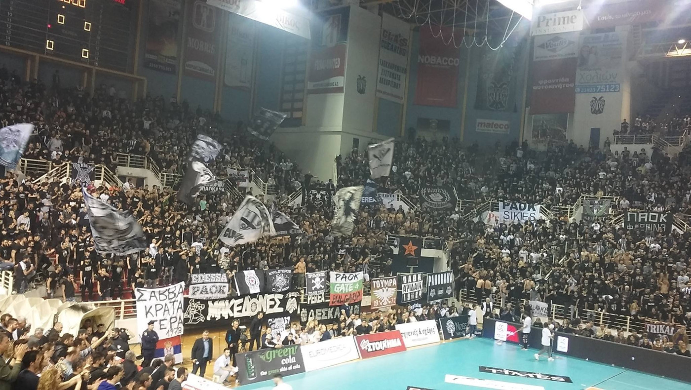 «Ντόπες» οπαδών του ΠΑΟΚ στην προπόνηση