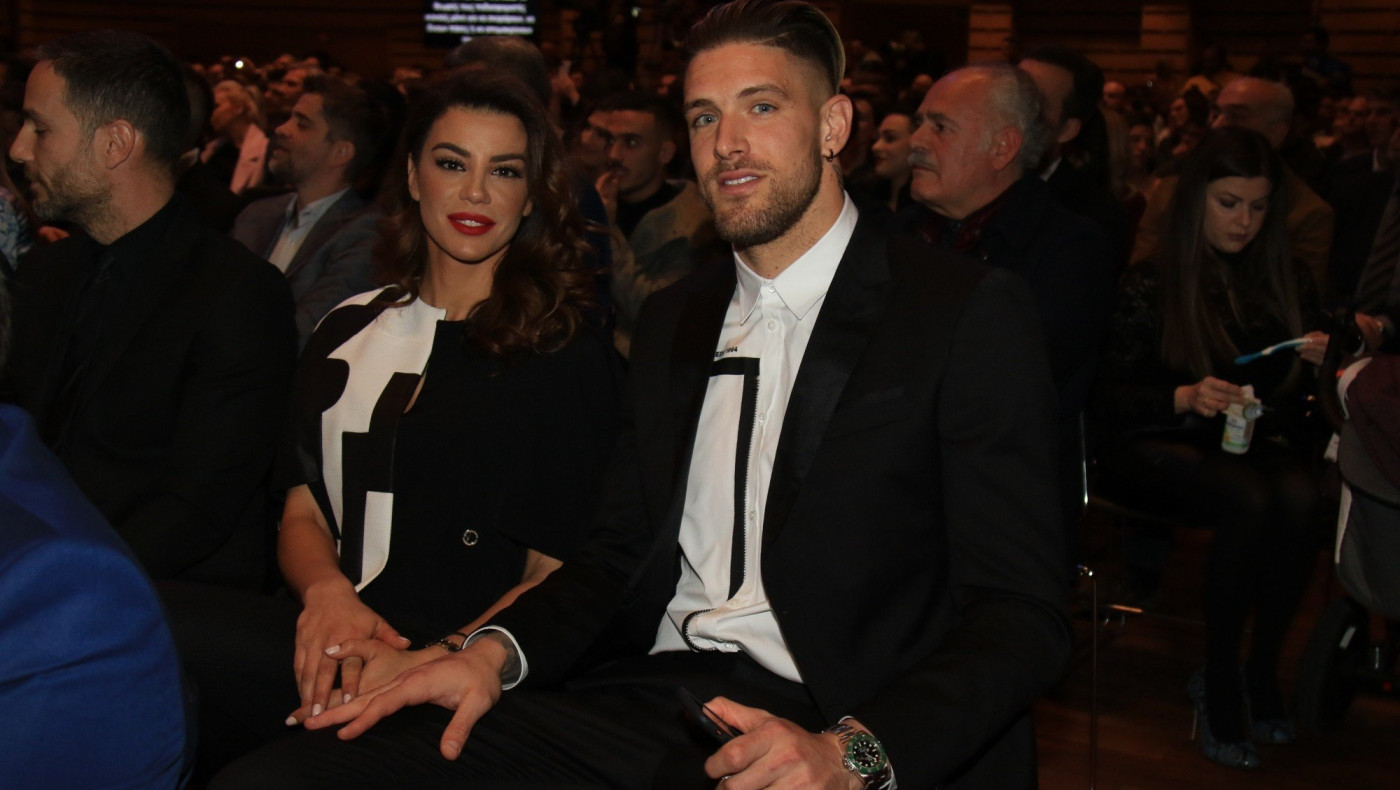 Η απίστευτη μεταμφίεση του Πασχαλάκη και της Παπαδοπούλου