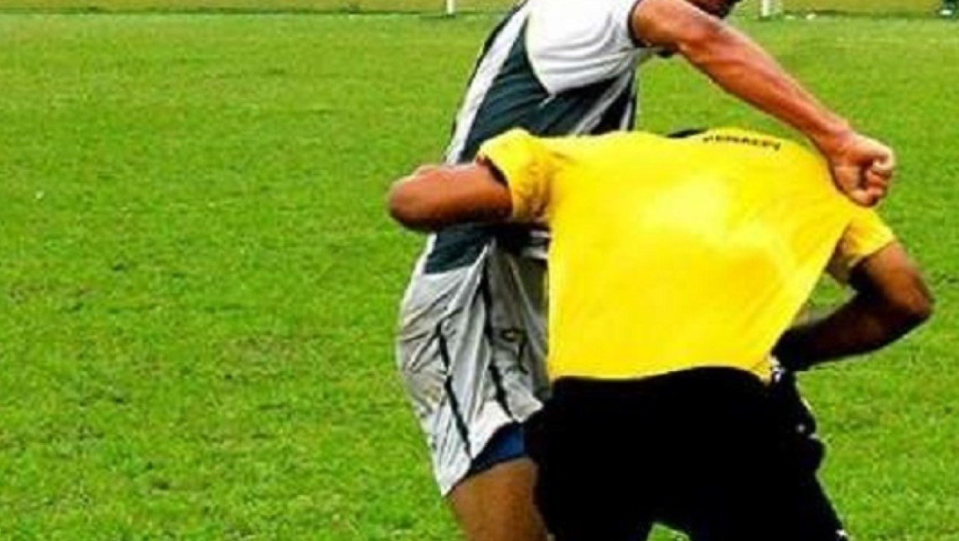 Καταγγελίες διαιτητή στην Κρήτη: Είσαι άσχετος, δεν σε γλιτώνει ούτε ο πατέρας σου