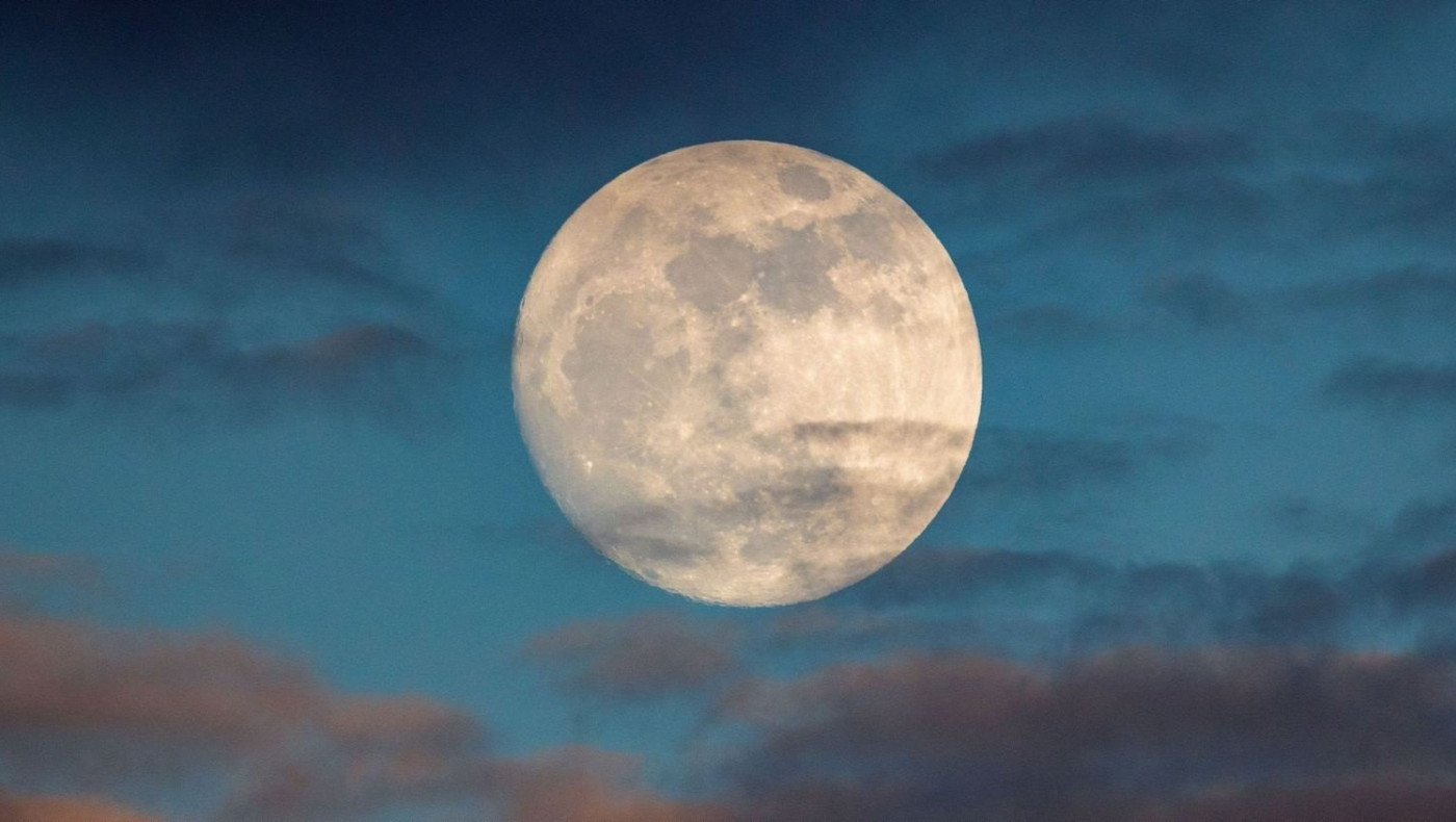 Τι είναι η «πανσέληνος των σκουληκιών» που θα δούμε τη Δευτέρα