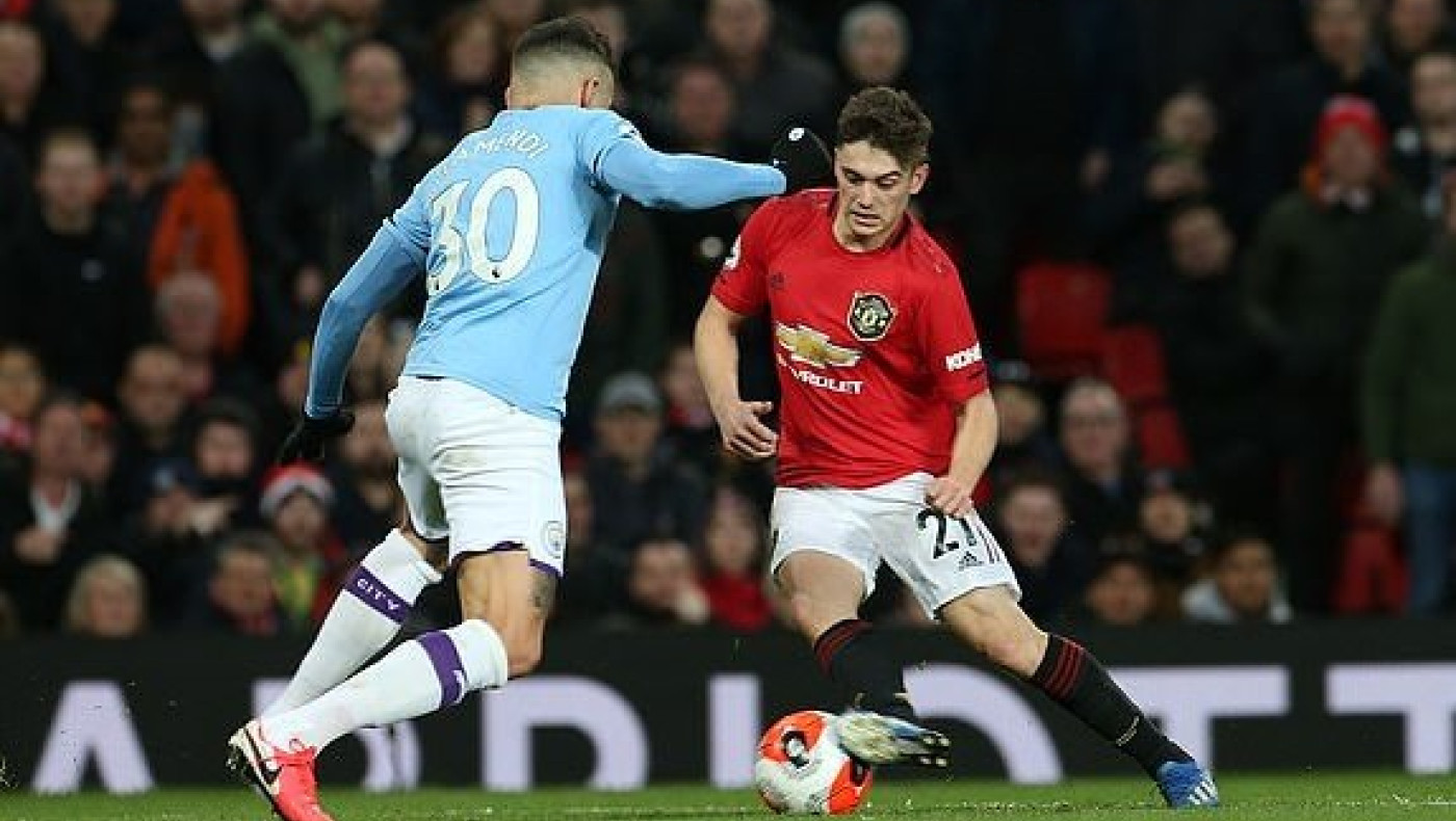 Πελάτισσα του Σόλσκιερ η Σίτι!