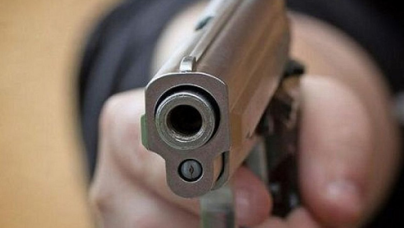 Αναστάτωση στη Σητεία: 28χρονος πήρε το όπλο του και έριχνε… μπαλωθιές-Πυροβόλησε 12 φορές