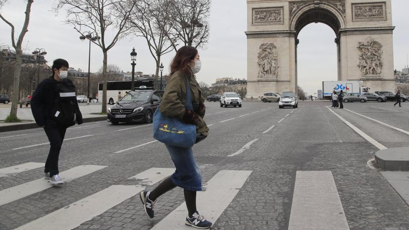 Περίπου 1 δις άνθρωποι σε κατ' οίκον περιορισμό λόγω κορωνοϊού