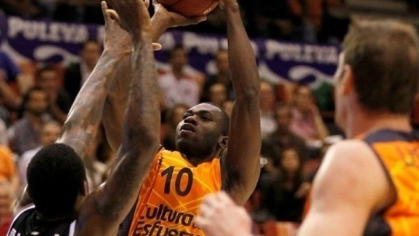 «Περίπατος» για τη Βαλένθια