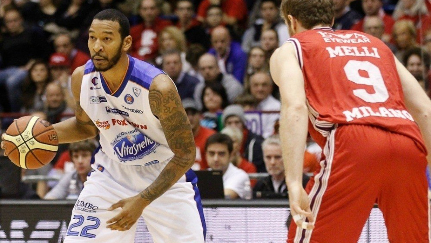 Έκανε την έκπληξη η Καντού