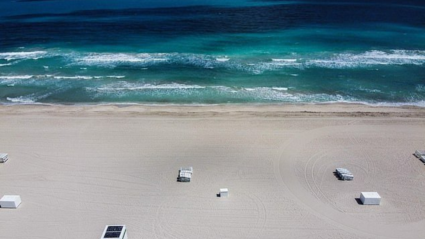 «Νέκρωσαν» οι παραλίες της Φλόριντα