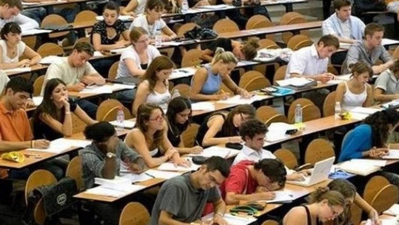 Κατ' οίκον παράδοση των συγγραμμάτων στους φοιτητές!