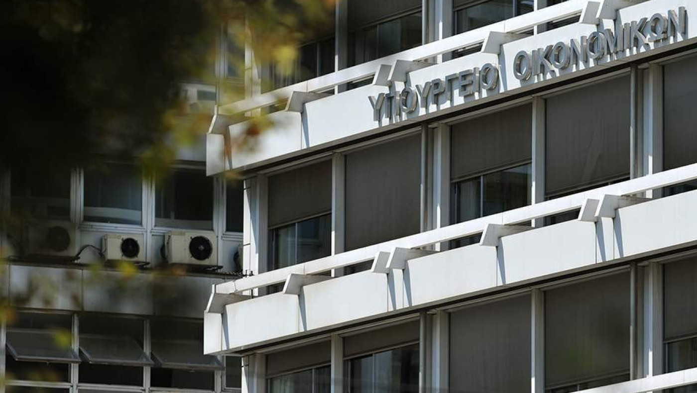 Νέο πακέτο μέτρων: Επιστρεπτέα, παράταση επιδομάτων και φοροελαφρύνσεις