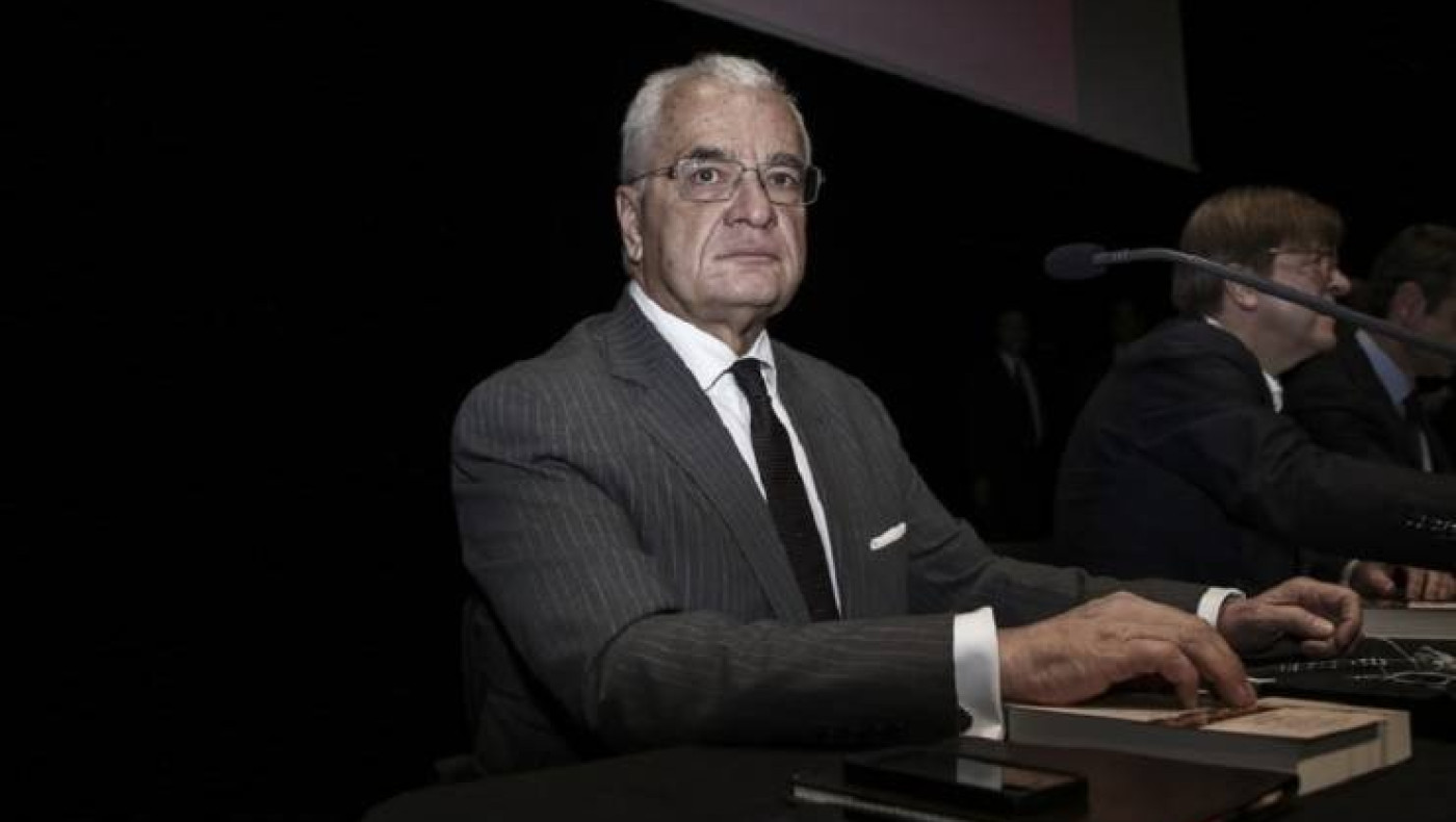 Επιστήμονας μαινόμενος κατά του Γιάννη Πρετεντέρη: «Αμόρφωτος πληρωμένος κονδυλοφόρος»