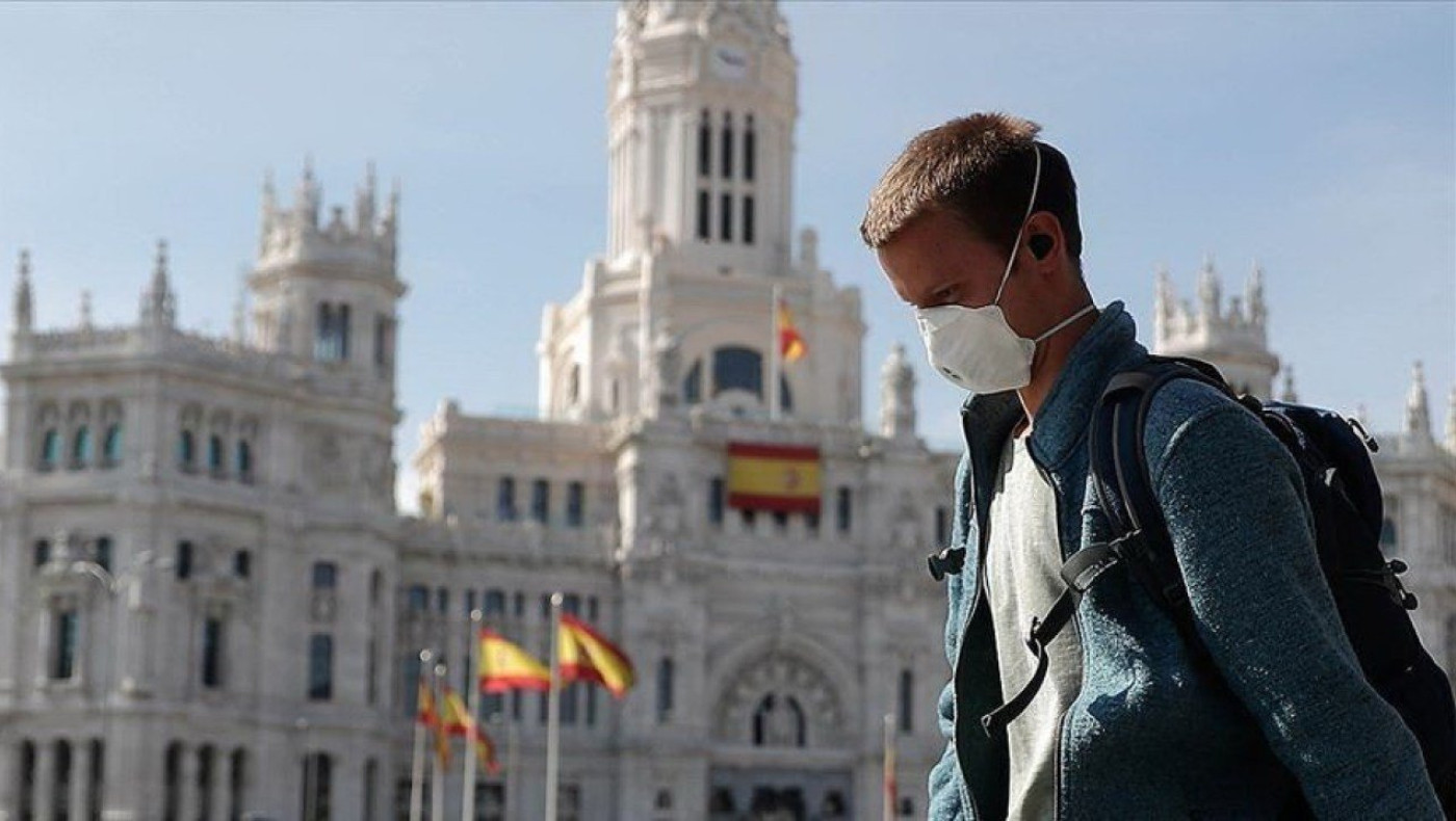 Κορωνοϊός: 832 νεκροί σε μία μέρα στην Ισπανία