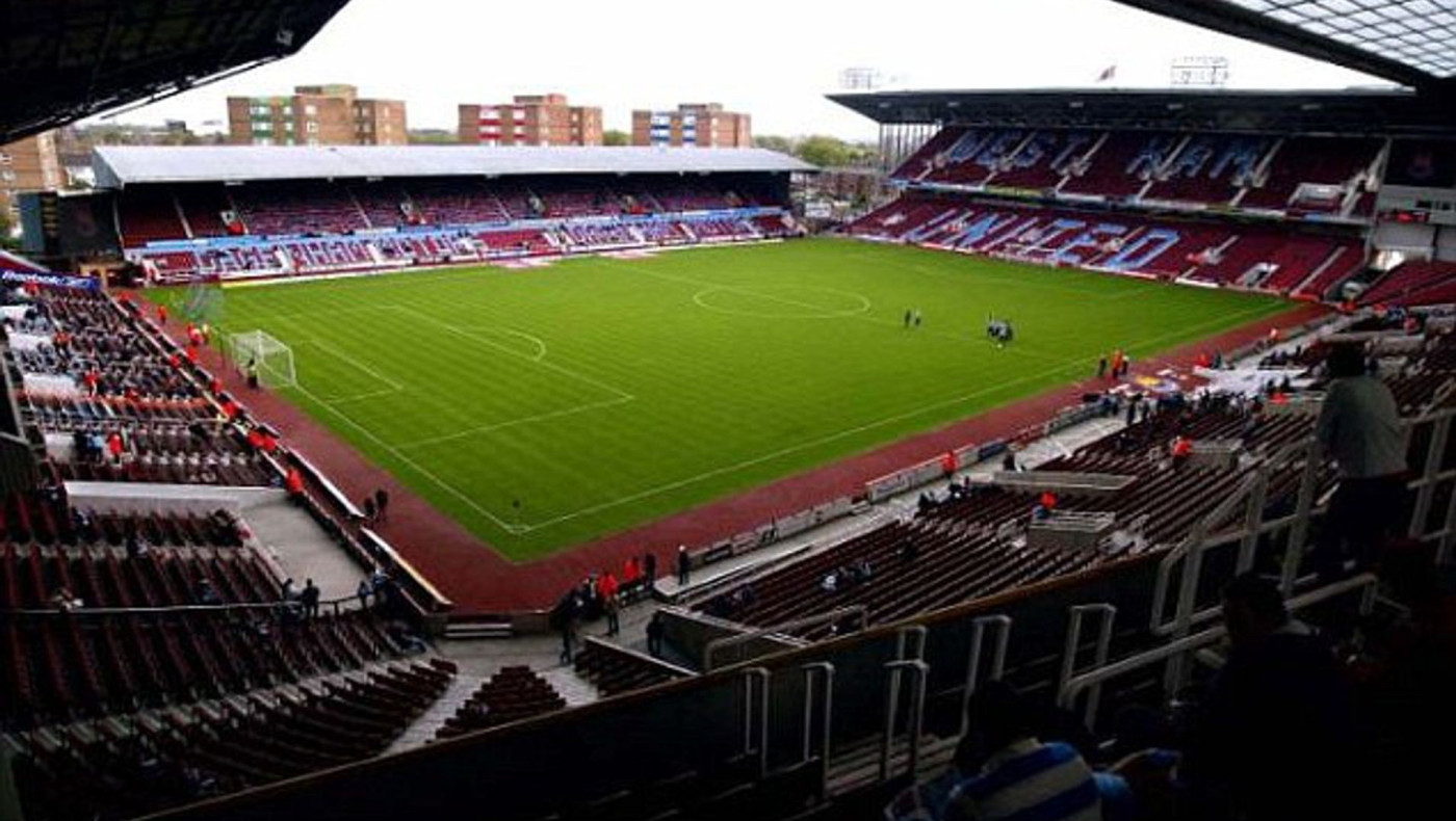 Πώς είναι να παίζεις σε άδειο γήπεδο;