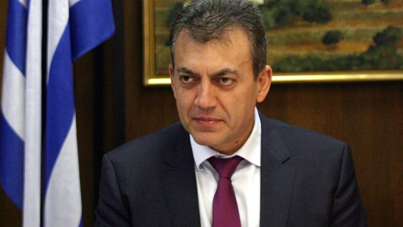 Βρούτσης: «Πότε καταβάλλονται τα 800 ευρώ και τα 600 ευρώ»