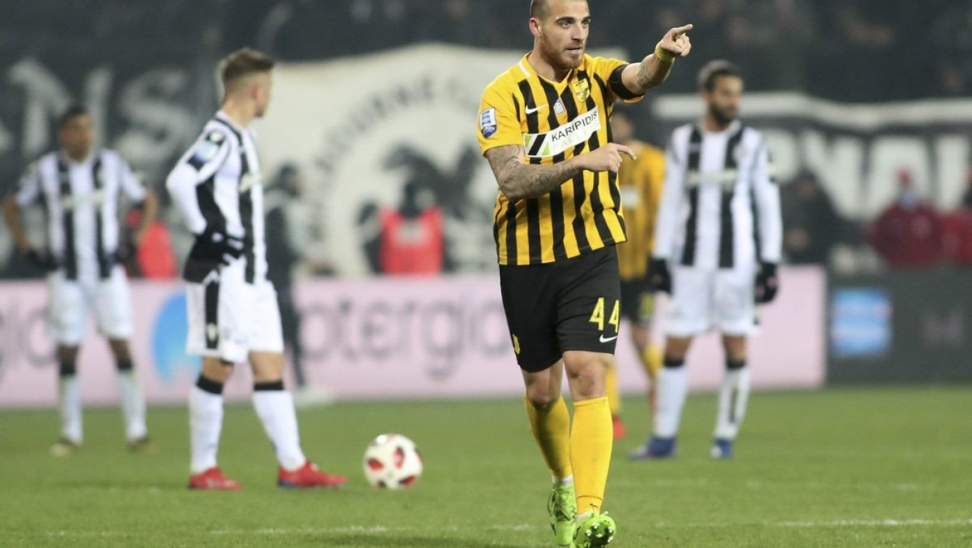 Βέλεθ: «Δεν περνάω καλά μακριά από την οικογένειά μου»