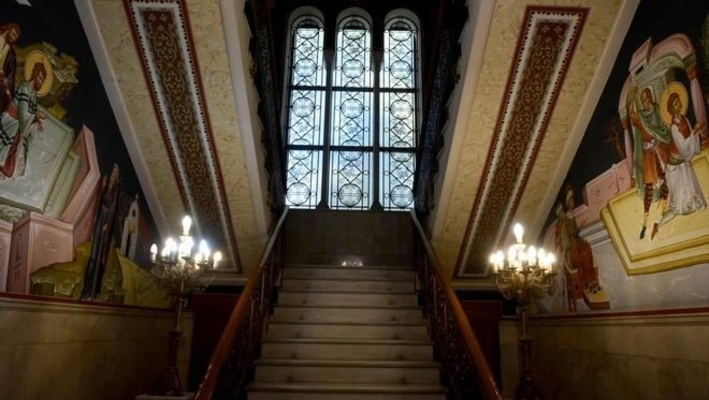 Κορωνοϊός: Έρευνα από την Αρχιεπισκοπή για παράνομη μετάληψη στο Κουκάκι