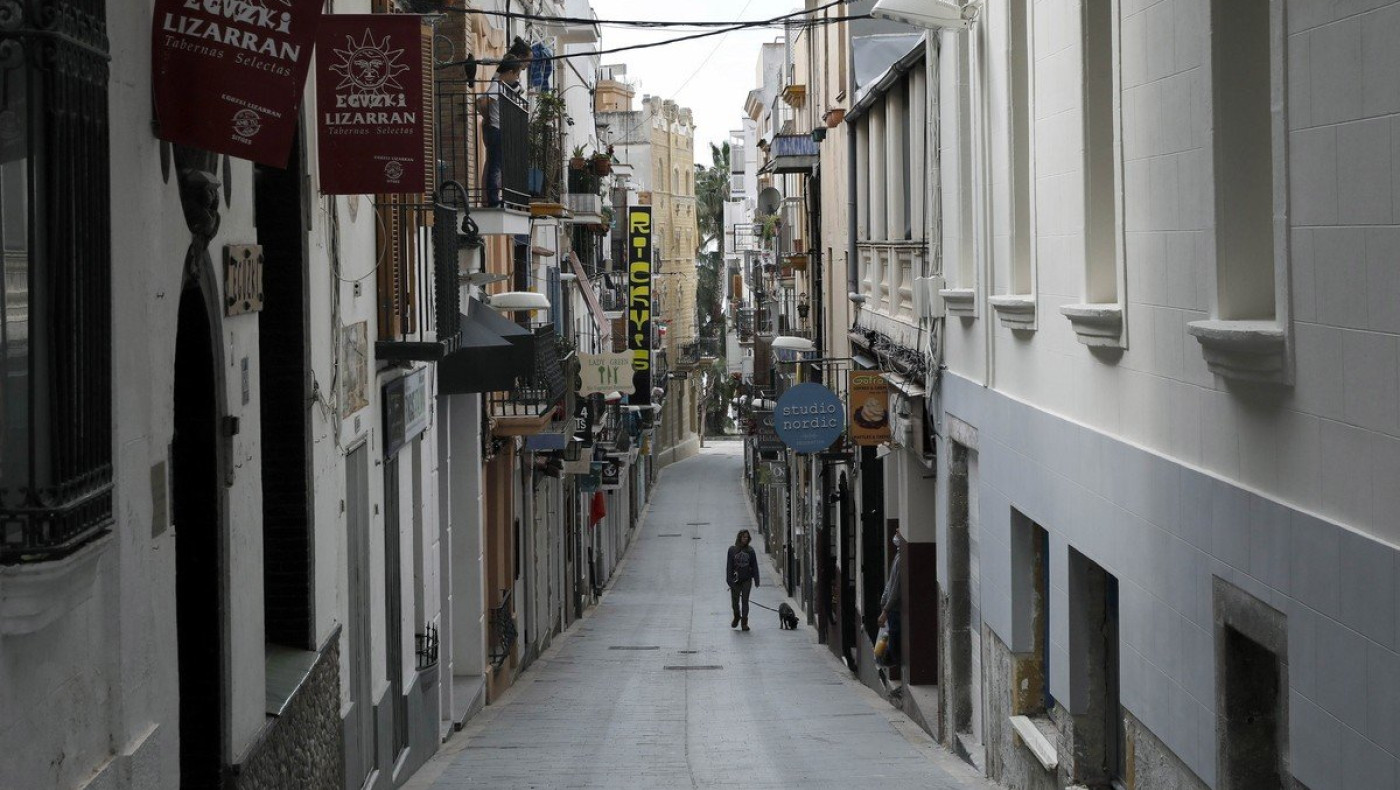 Ανοίγουν ξανά οι επιχειρήσεις στην Ισπανία, εδώ πότε;