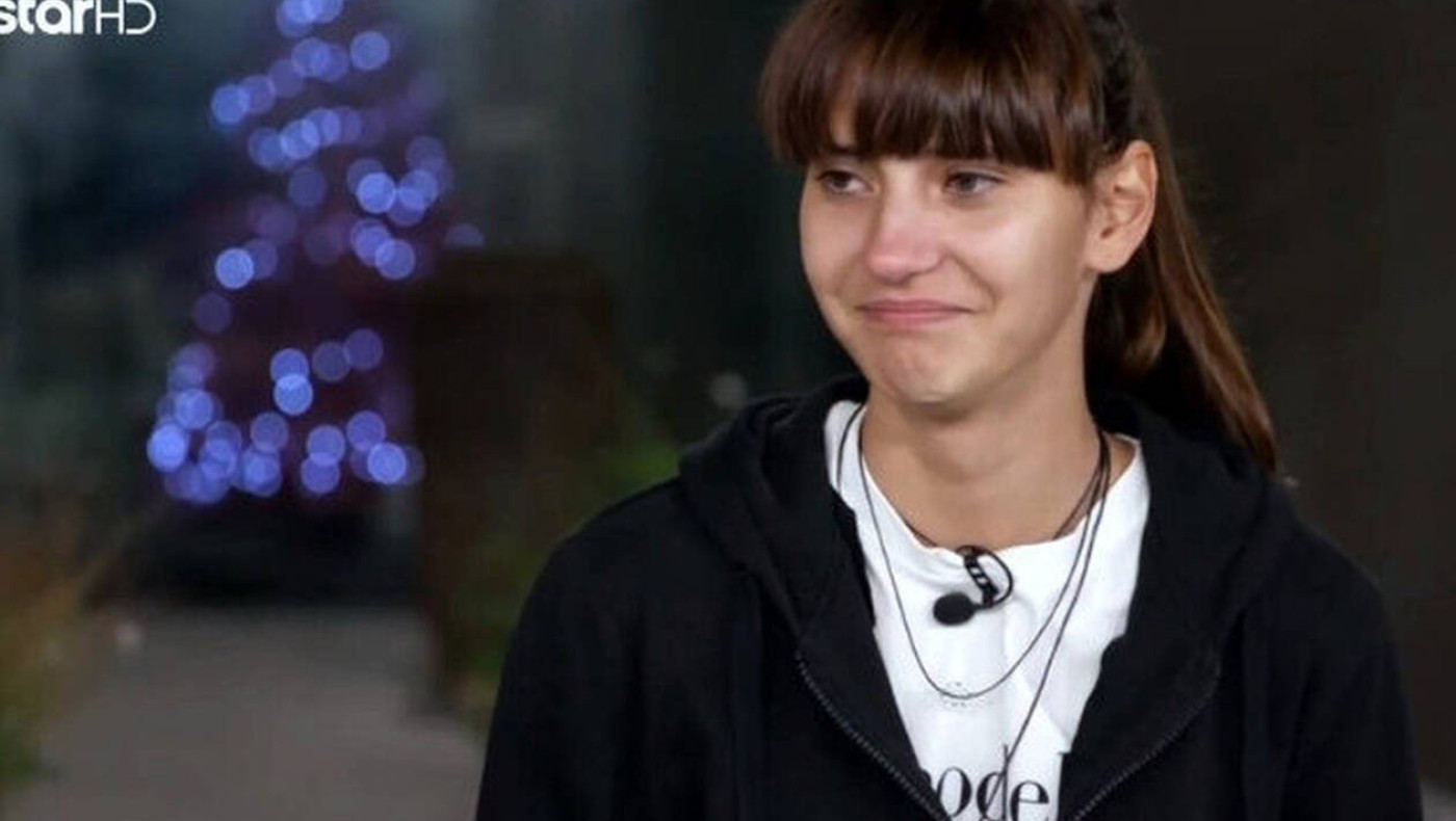 Η Μαρία Μιχαλοπούλου του GNTM ποζάρει topless!